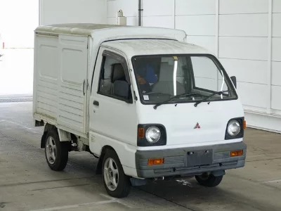 Mitsubishi MINICAB