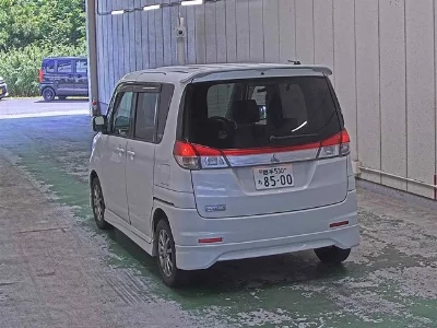 Mitsubishi Delica D:2