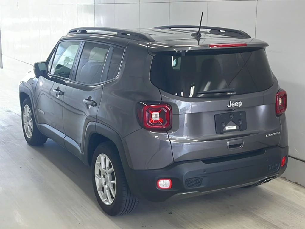 Jeep Renegade  с аукциона в Японии