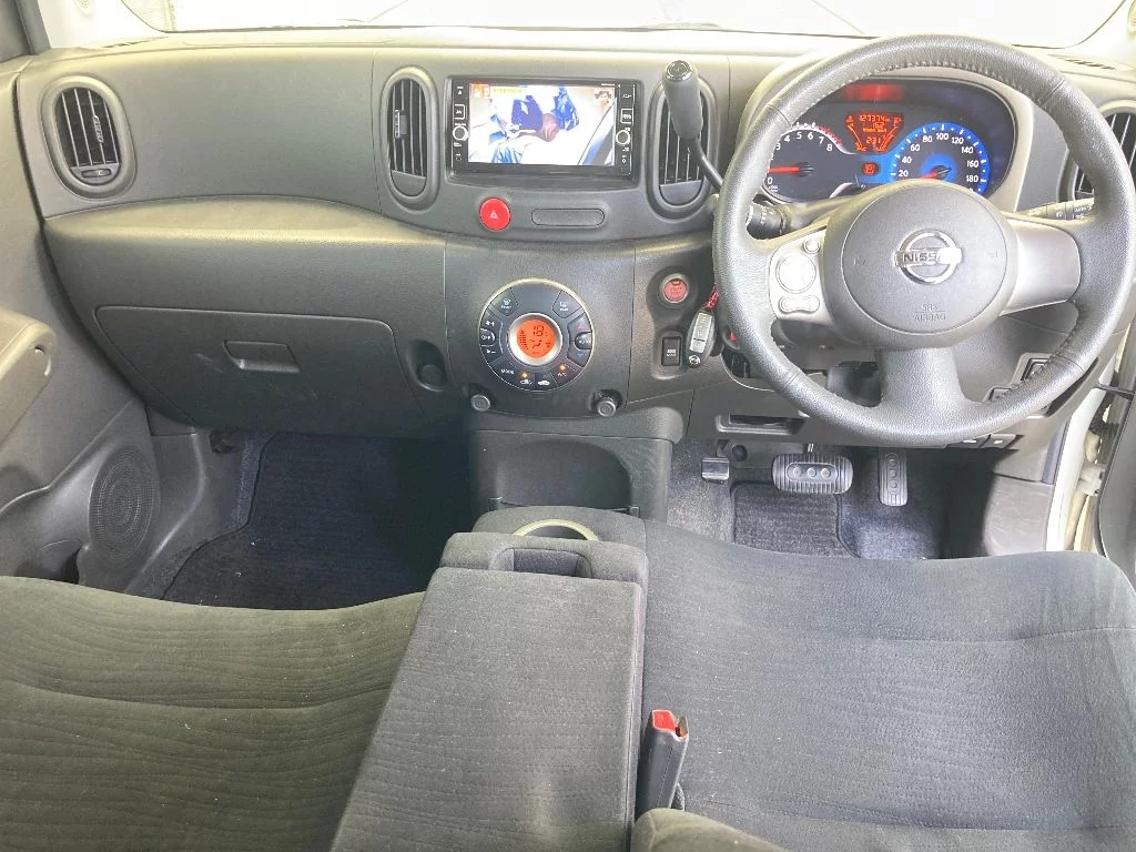 Nissan Cube  с аукциона в Японии