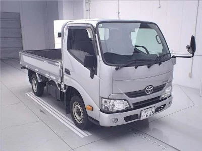 TOYOTA DYNA