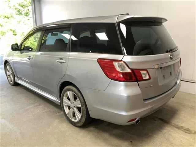 Subaru Exiga  с аукциона в Японии