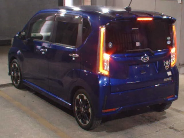 Daihatsu Move  с аукциона в Японии