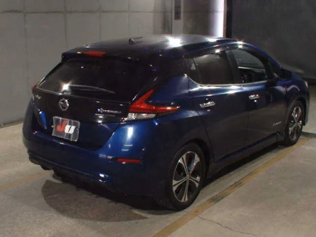 Nissan Leaf  с аукциона в Японии