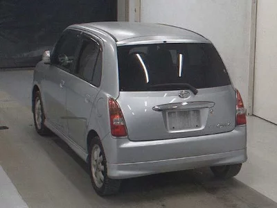 Daihatsu Mira Gino