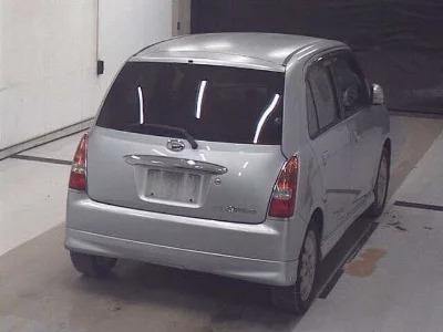 Daihatsu Mira Gino