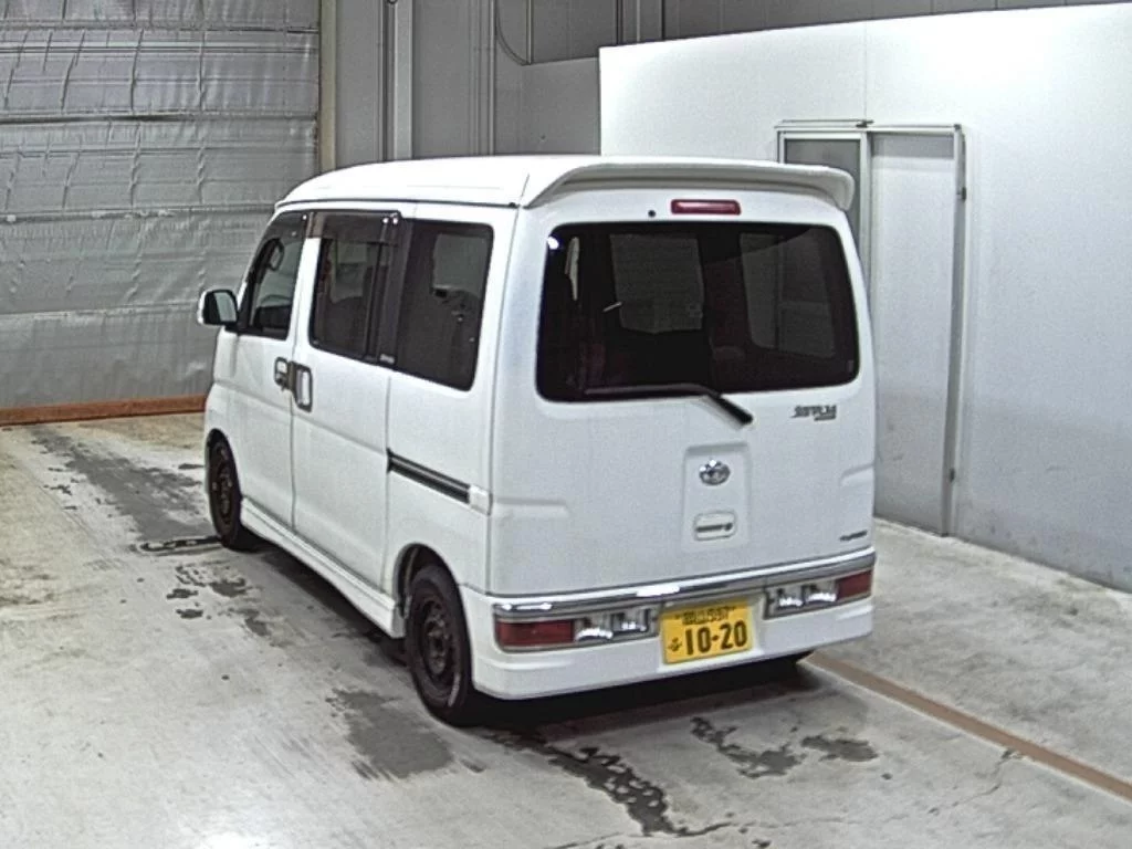 Daihatsu Atrai  с аукциона в Японии