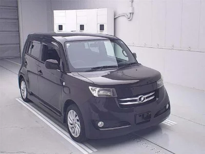 TOYOTA BB