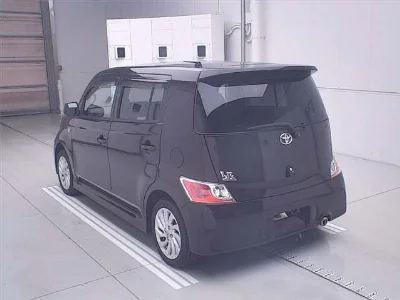 TOYOTA BB