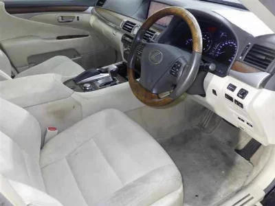 Lexus LS600h