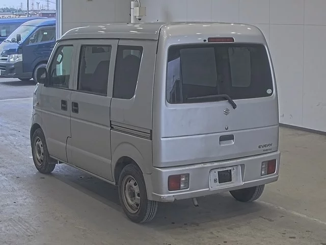 Suzuki Every  с аукциона в Японии