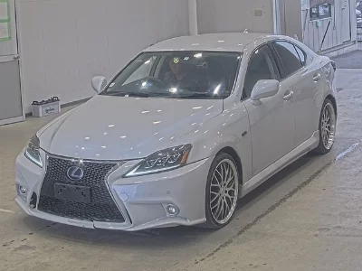 LEXUS IS