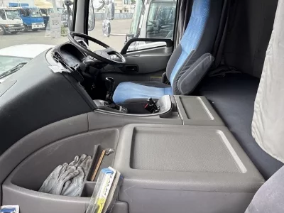 NISSAN DIESEL (UD) QUON