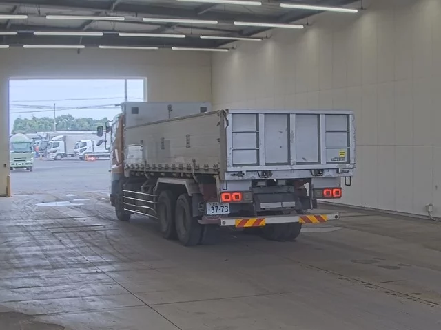 Hino Profia  с аукциона в Японии