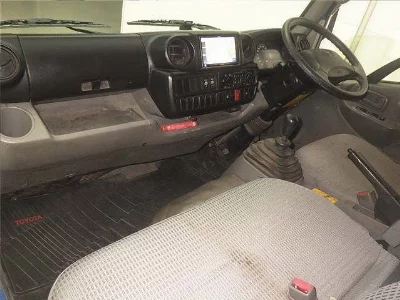 TOYOTA DYNA