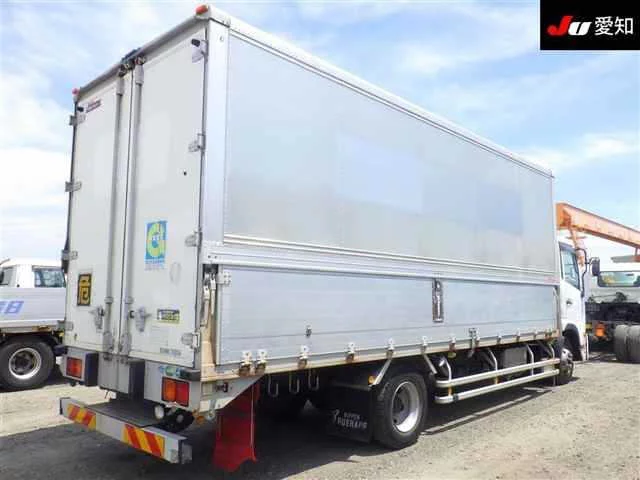 Nissan UD TRUCK S  с аукциона в Японии