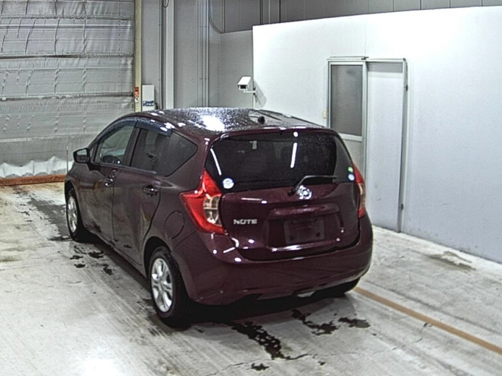 Nissan Note  с аукциона в Японии