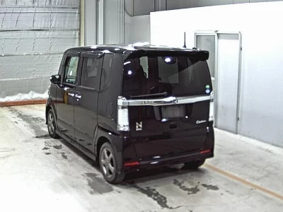 Honda N BOX CUSTOM
