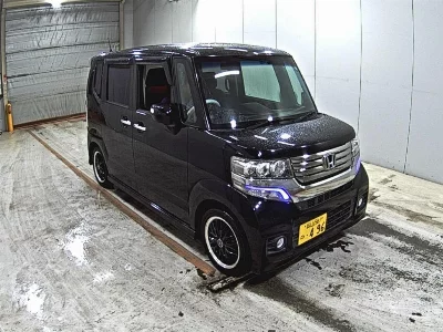Honda N BOX CUSTOM