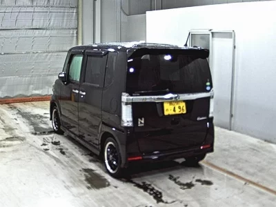 Honda N BOX CUSTOM
