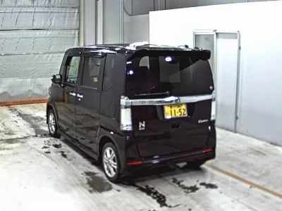 Honda N BOX CUSTOM