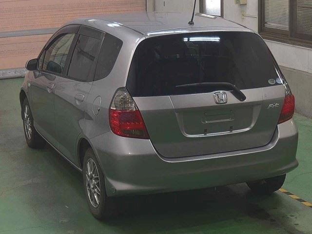 Honda Fit  с аукциона в Японии