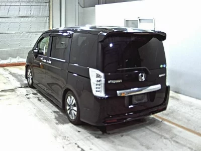 Honda STEPWGN SPADA