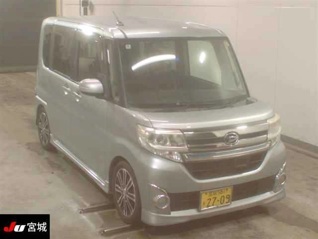 Daihatsu Tanto  с аукциона в Японии