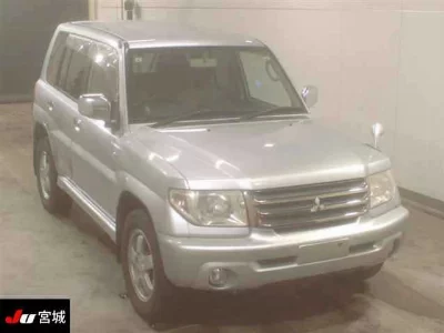 Mitsubishi Pajero iO