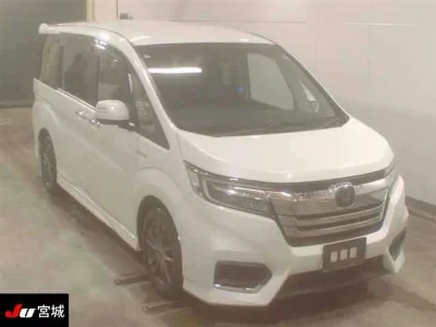 Honda STEPWGN SPADA