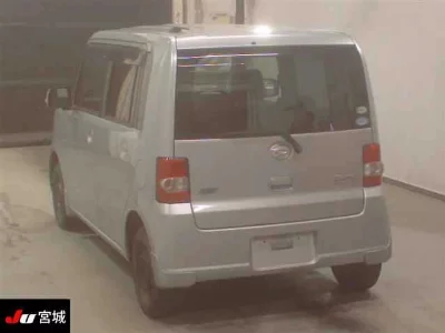 Daihatsu Move Conte