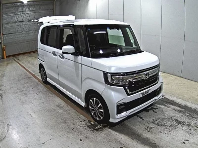 Honda N BOX CUSTOM