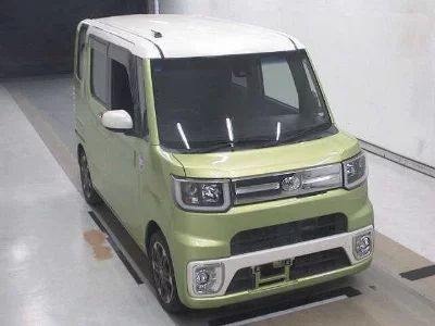 Toyota Pixis Mega
