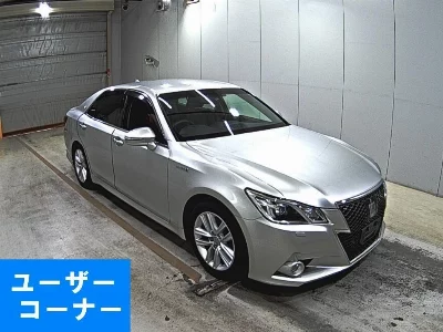 Toyota CROWN HYBRID