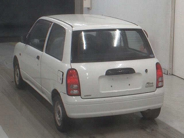 Daihatsu Mira  с аукциона в Японии