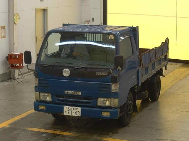 Mazda Titan  с аукциона в Японии