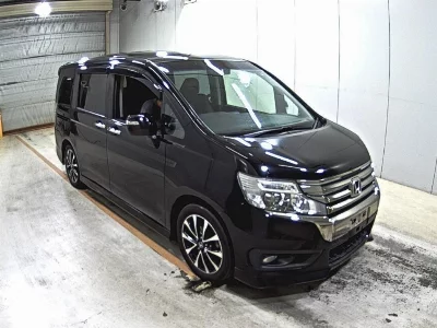 Honda STEPWGN SPADA