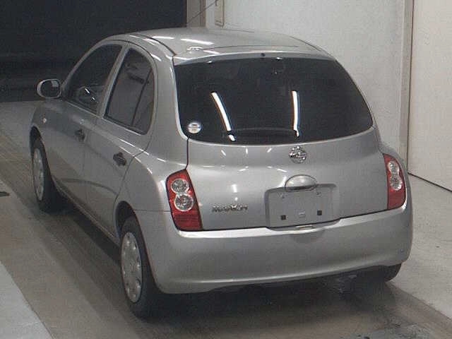Nissan March  с аукциона в Японии