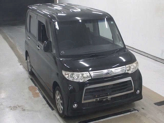 Daihatsu Tanto  с аукциона в Японии