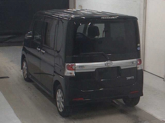 Daihatsu Tanto  с аукциона в Японии