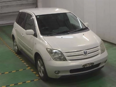 Toyota Ist