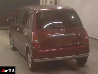 Daihatsu Mira Gino