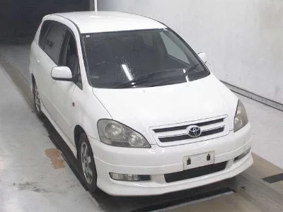 Toyota Ipsum