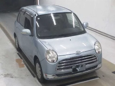 Daihatsu Mira Gino