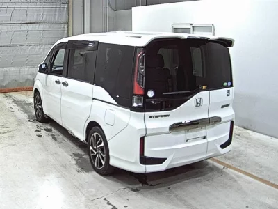 Honda STEPWGN SPADA