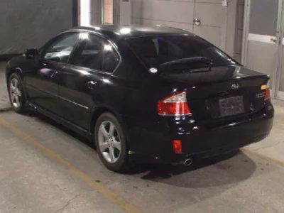 Subaru Legacy B4