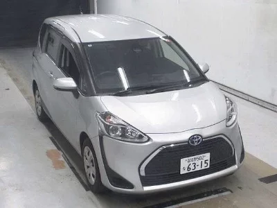 Toyota Sienta