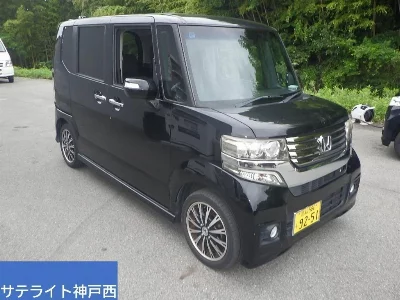 Honda N BOX CUSTOM