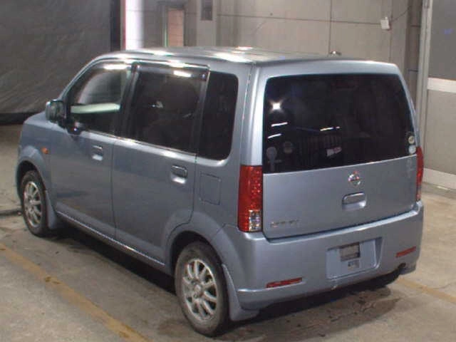 Nissan Otti  с аукциона в Японии
