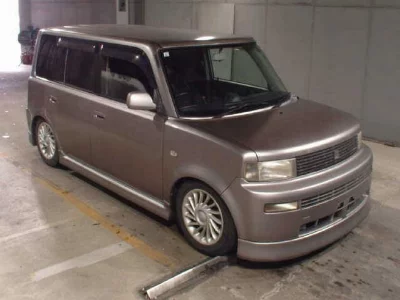 Toyota bB